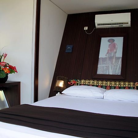 Bali Umah Tinjung Hotel Tulamben Exterior foto